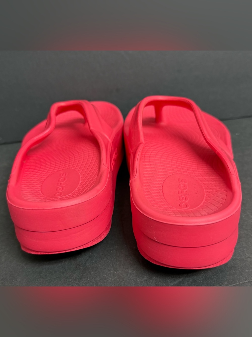 Oofos OOmega OOlala Sandals Womens Size 8 Neon Pink Thick Recovery Slides Shoes - Picture 5 of 9